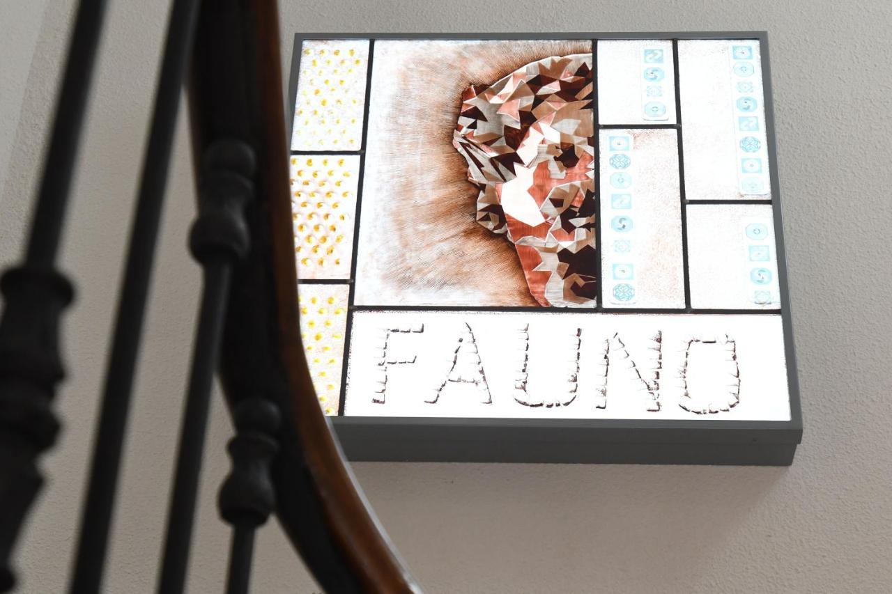 Housingleon - Apartamentos Fauno アストルガ エクステリア 写真