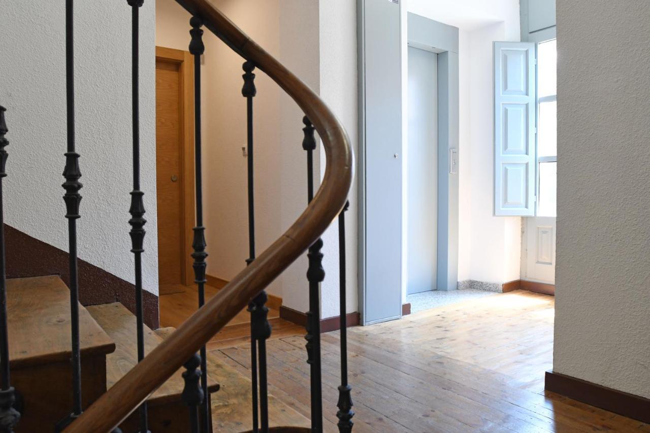 Housingleon - Apartamentos Fauno アストルガ エクステリア 写真